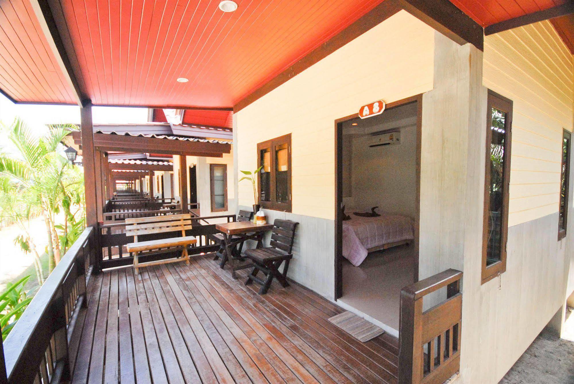 Haad Yao Bungalows 외부 사진